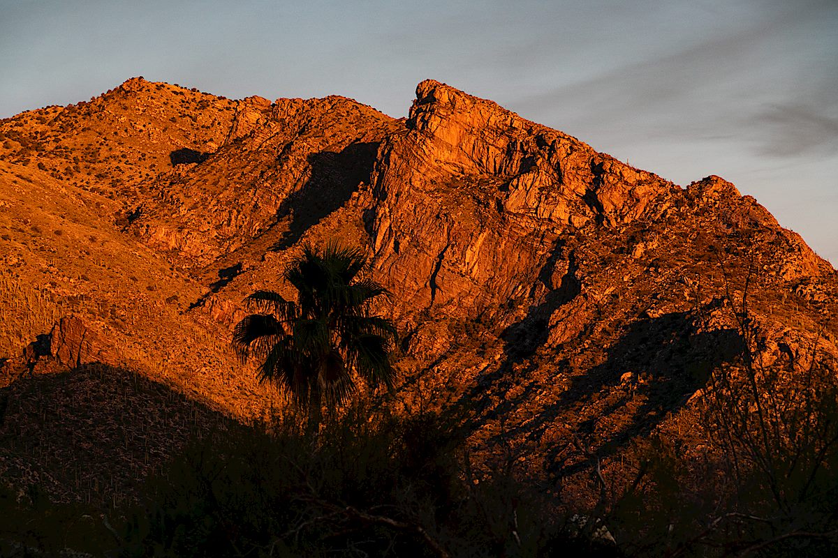 Pontatoc Ridge in the Sunset from the Campbell Trailhead. December 2018.